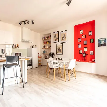 F2 Court Metrage Centre Clermont-fd Apartment *