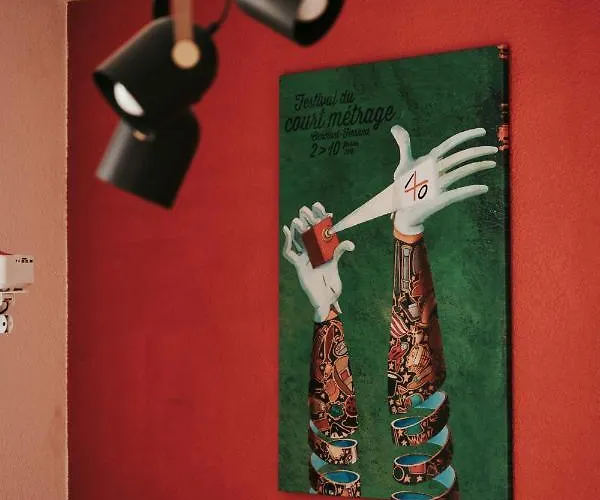 F2 Court Metrage Centre Clermont-fd شقة